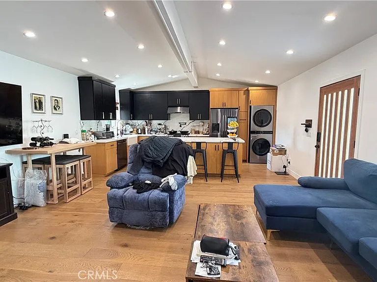 7257 Wilbur Ave — Photo 5