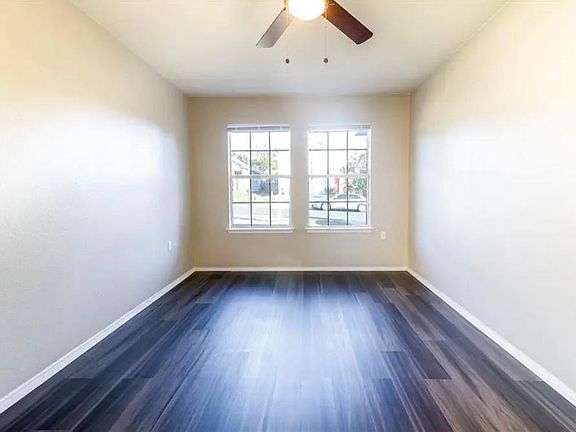 4th image of 8705 Southwick Dr