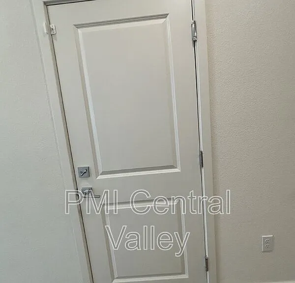 3226 Tibidabo St — Photo 54