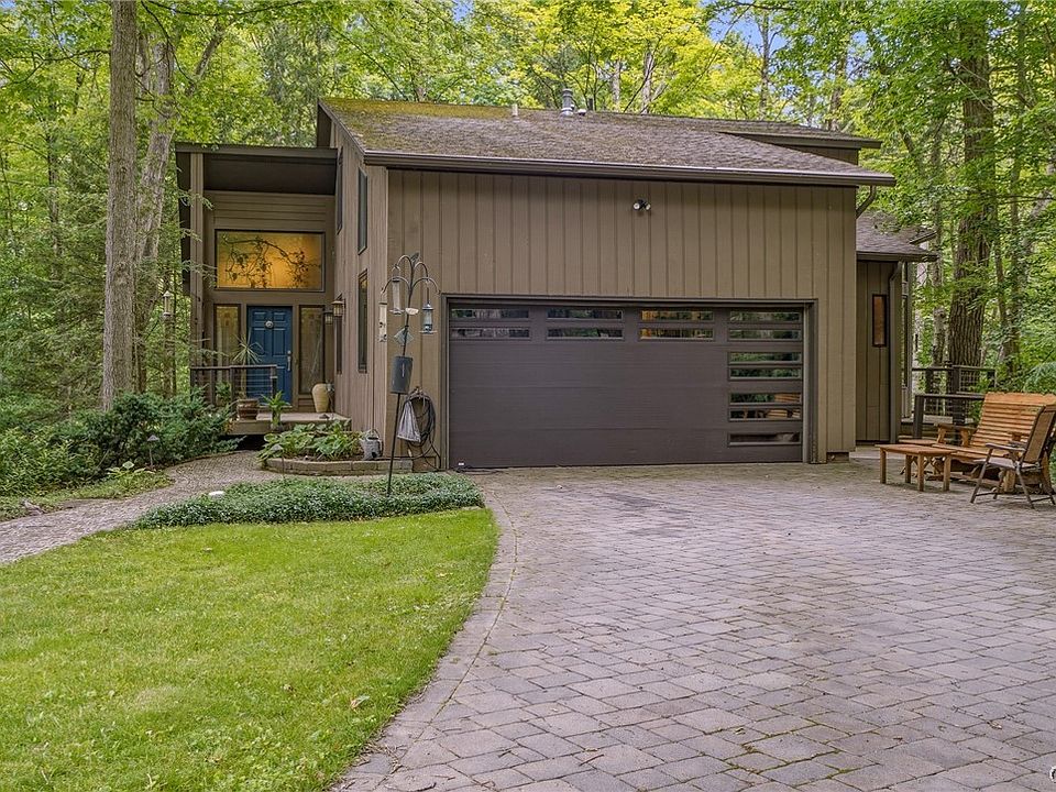 1st image of 4327 Cedarvale Rd