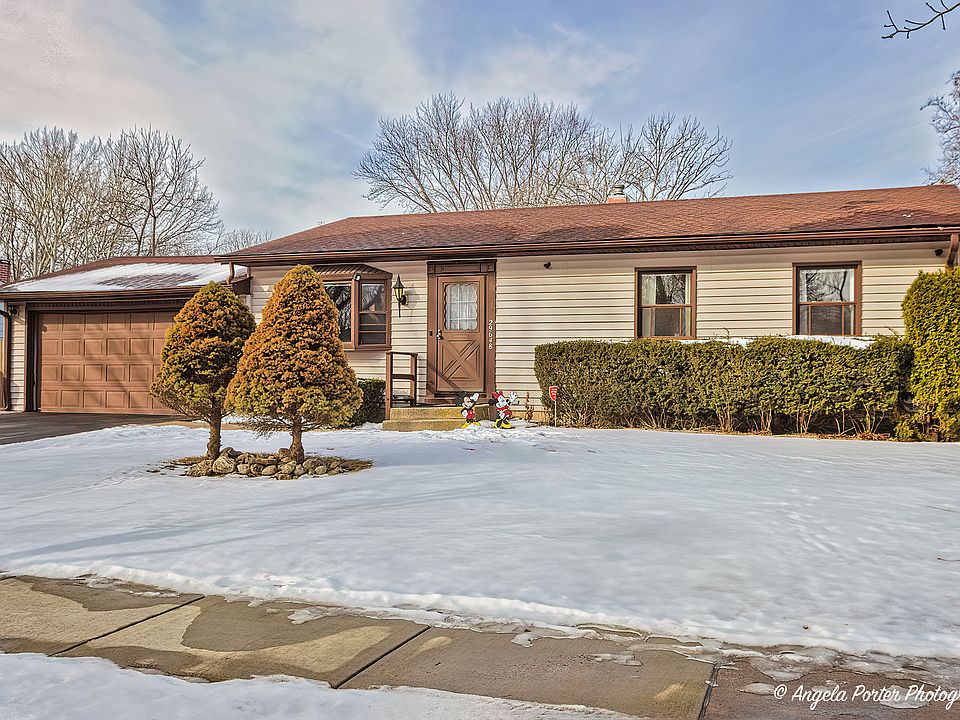1st image of 29648 N Oxford Dr