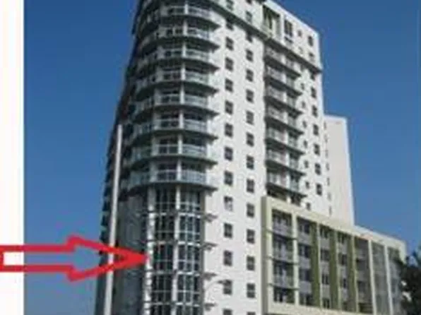 1 Glen Royal Pkwy APT 401, Miami, FL 33125