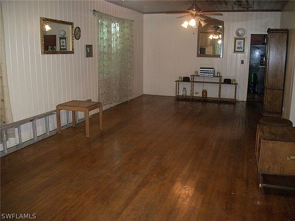 5th image of 401 Avenue L SW