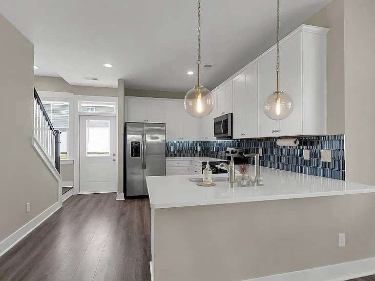 3935 Four Poles Park Dr — Photo 5