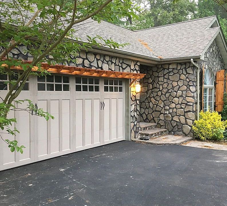 1st image of 30949 Knoll Ct