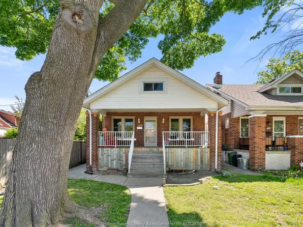 1220 Bruce Ave, Windsor, ON N8X 1X3