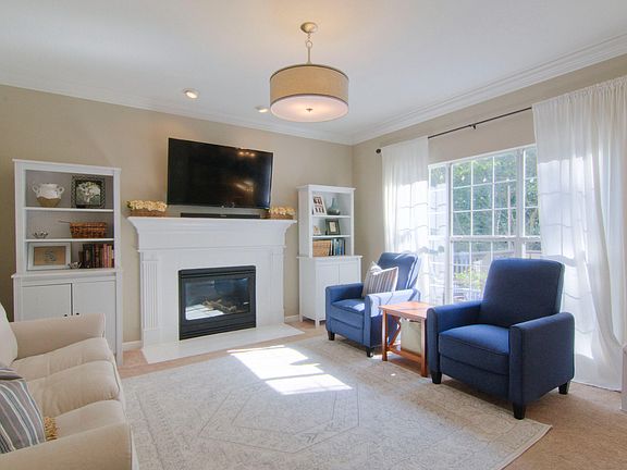 5th image of 1930 Saint Gregorys Ct