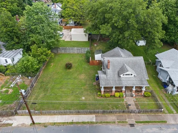 2313 Peachtree St #19, Winston Salem, NC 27107