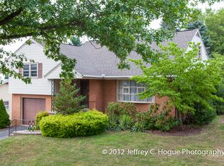 135 Kerrick Rd, Reading, PA 19607