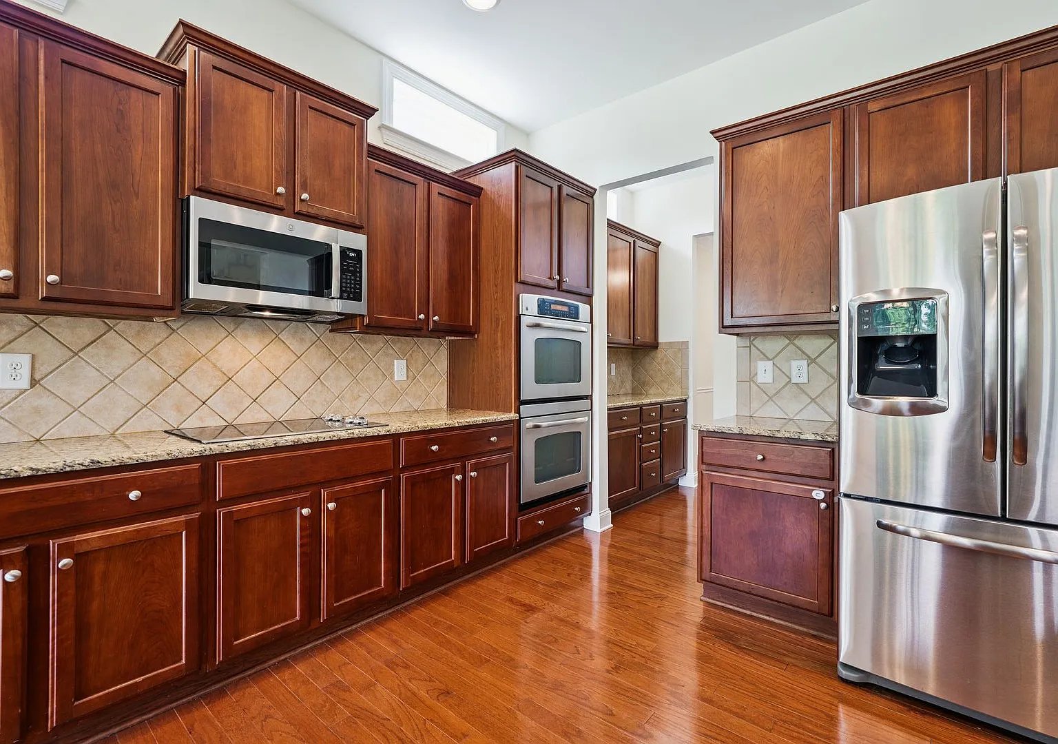 Application Pending--Beautiful home in a Quiet Cul-de-Sac with Solar savings! Half off first mont... — Photo 3