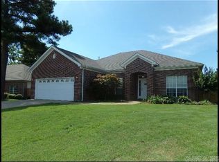 5 Robyn Ln, Little Rock, AR 72223