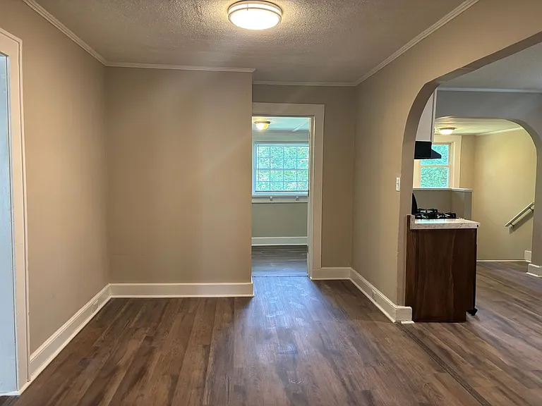 975 Old Charlotte Rd — Photo 6