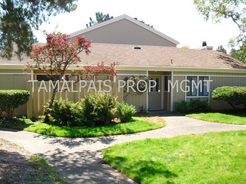 Welcome to 10 Coleridge Dr.