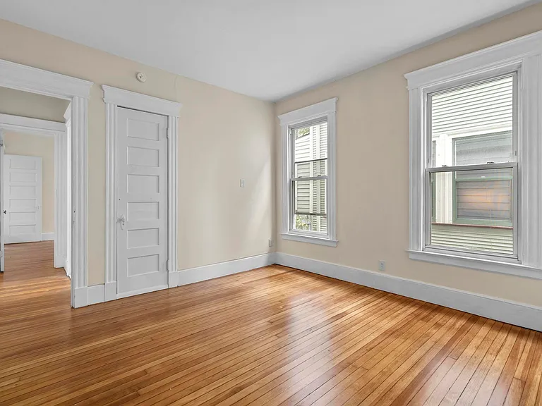 167 Norton St #1 — Photo 6