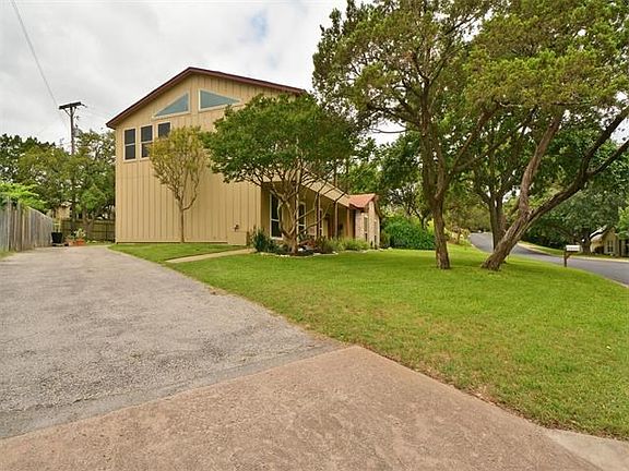 3rd image of 6104 Highland Hills Dr