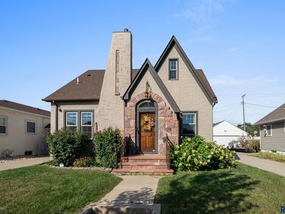 1909 S Dakota Ave, Sioux Falls, SD, 57105