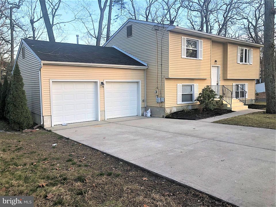 1st image of 700 Hunter Blvd