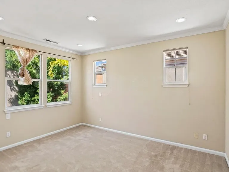 5838 Chambertin Dr — Photo 17