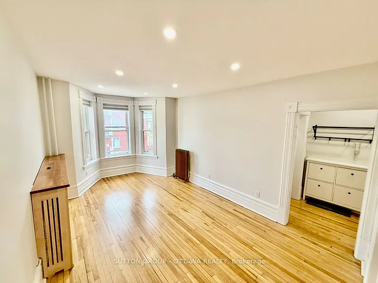 149 Saint Andrew St #2A — Photo 4