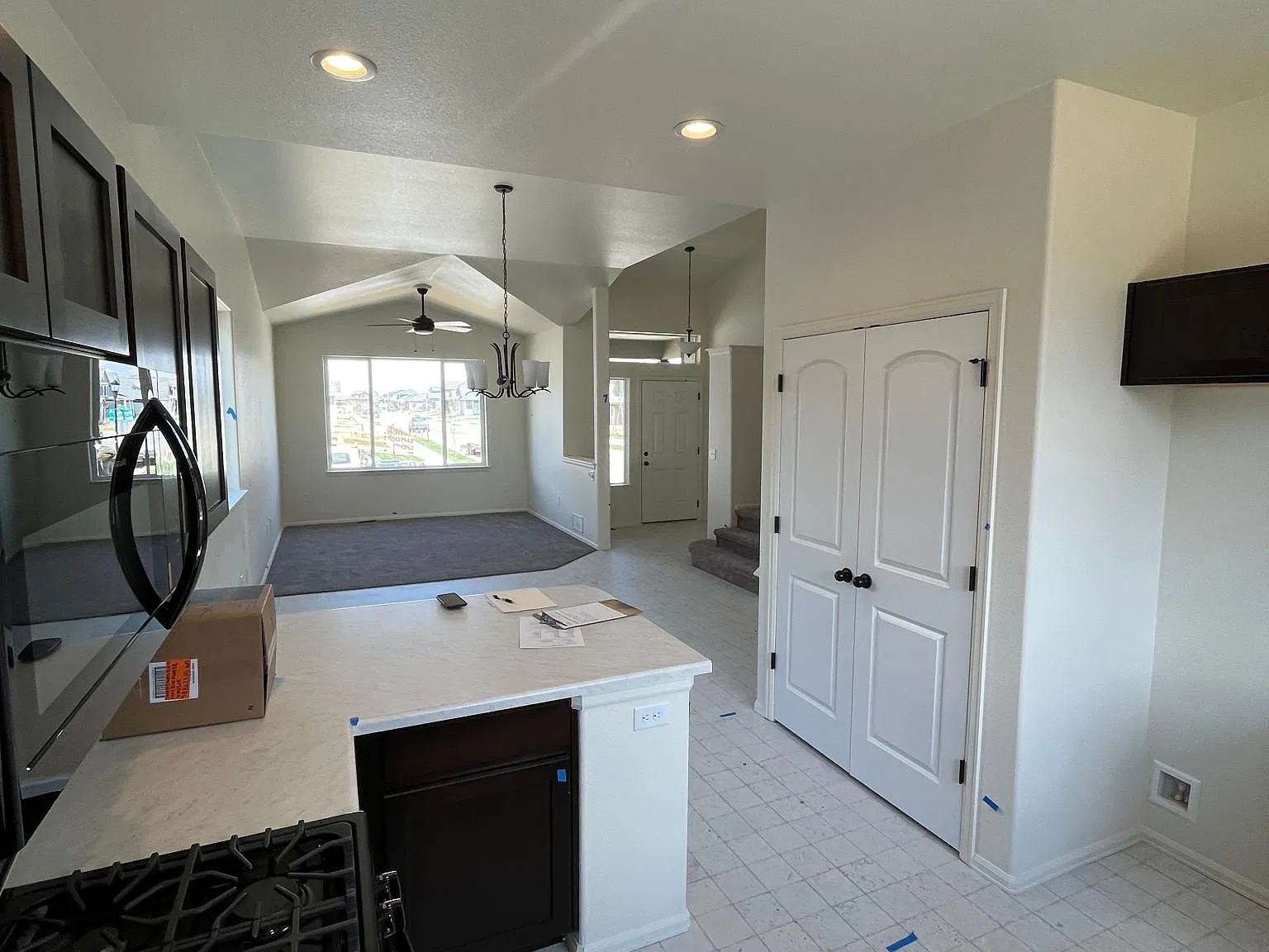 2064 Blue Moon Dr — Photo 3