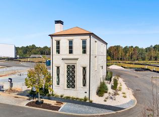 340 6th St, Fayetteville, GA 30214