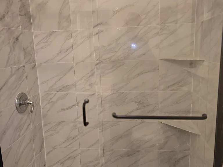 Walk-in Master Shower