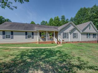 9062 Loafers Glory Trl, Lincolnton, NC 28092