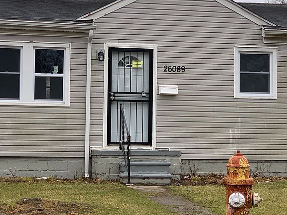 3rd image of 26089 Lehigh St