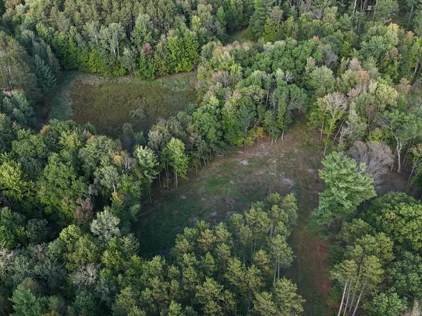 3079 317th Ave NW, Cambridge, MN 55008