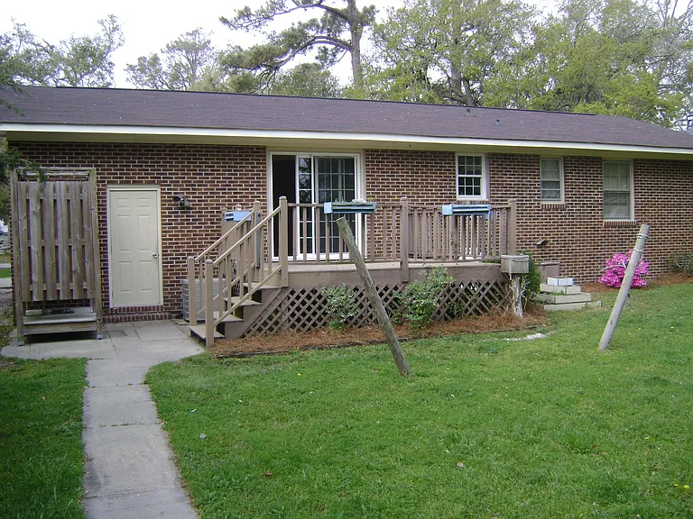 3203 Abbott Morris Ln — Photo 2