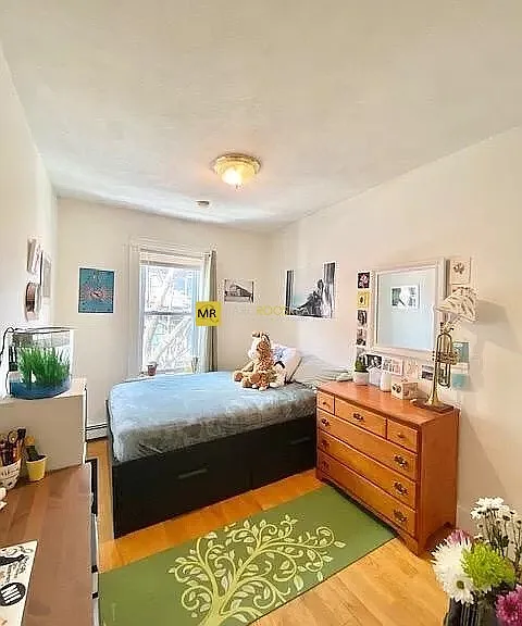 5 Warwick St #1 — Photo 1