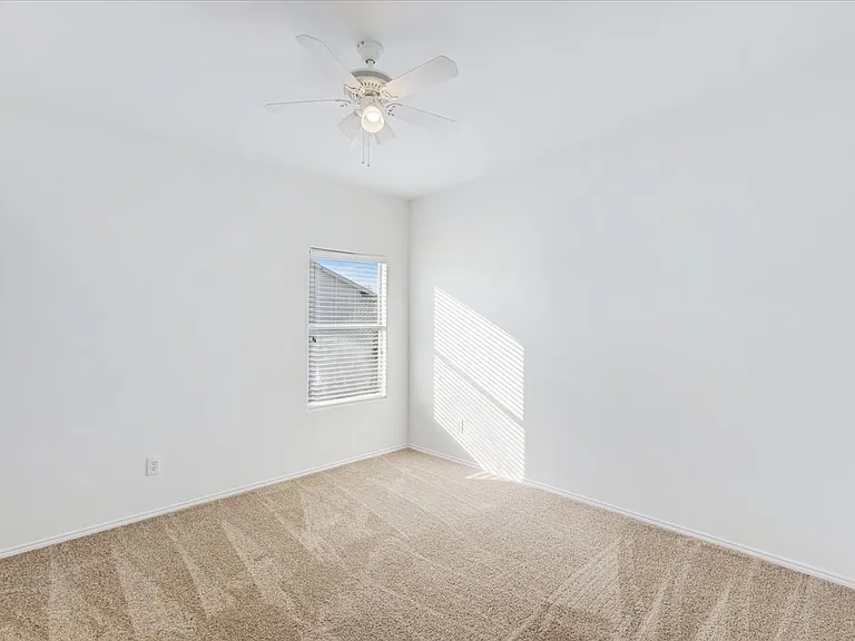 7405 Howling Coyote Ln — Photo 12