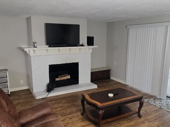 1295 Timber Lake Trl, Cumming, GA 30041