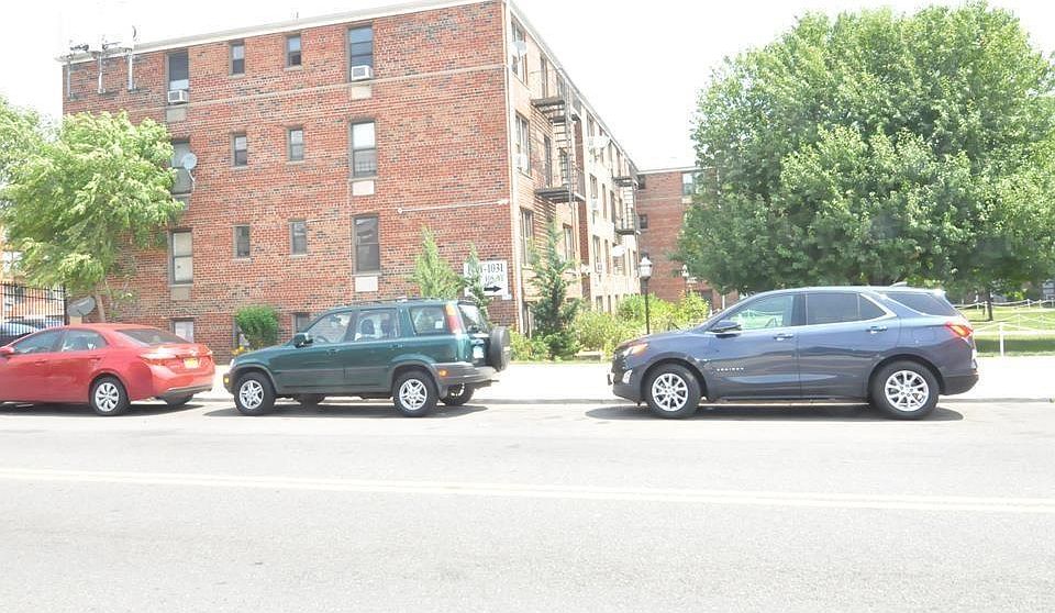 1st image of 1001 E 108th St APT 3B