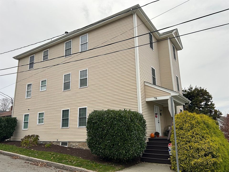 2nd image of 131 Stewart St #1-B