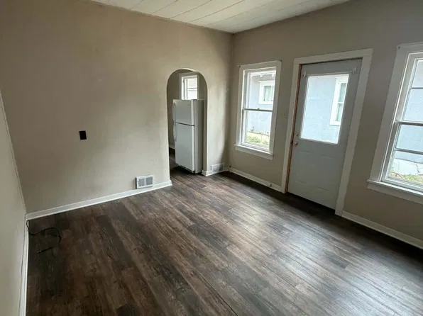 305 N Broadway #307-1/2, Watertown, SD 57201