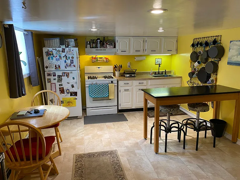 106 1st St #3 — Photo 3