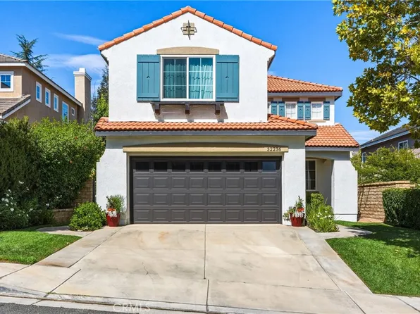 32236 Big Oak Ln, Castaic, CA 91384