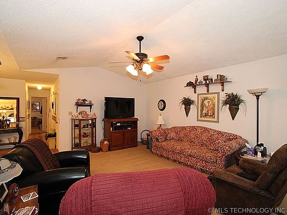 3rd image of 1287 E 139th Pl