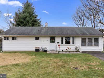 678 Trenton Rd, Fairless Hills, PA, 19030