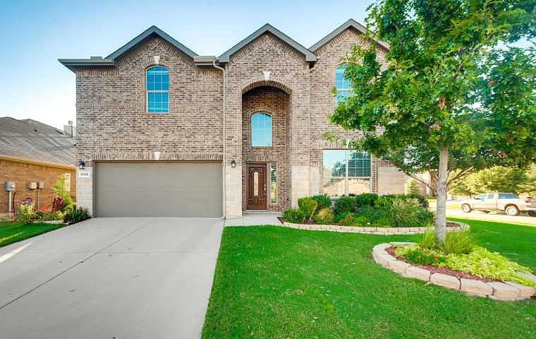 1st image of 3528 Twin Pines Dr