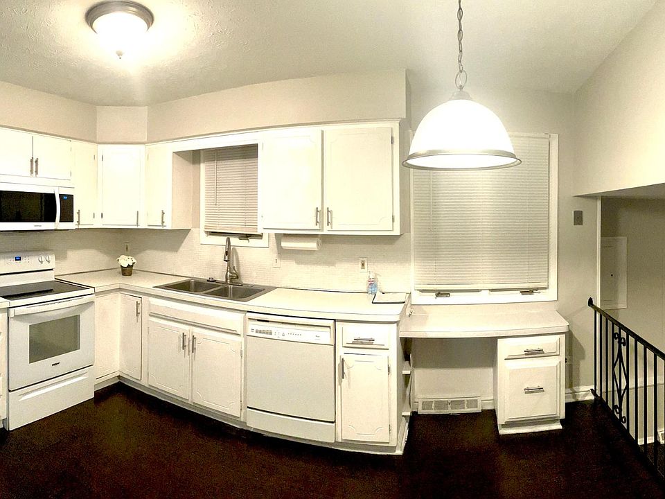1st image of 4621 Whitehall Dr