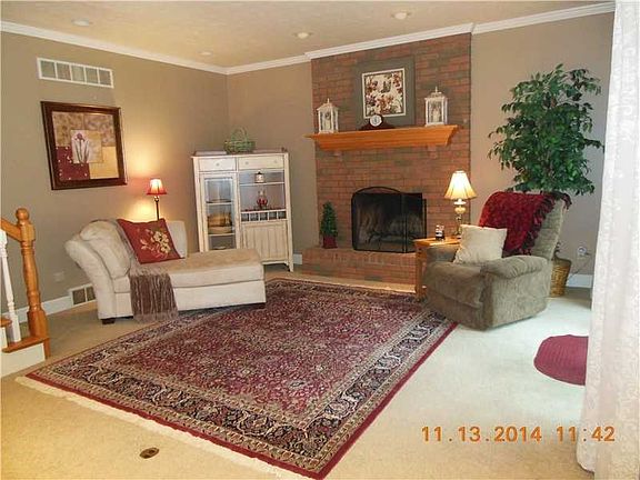 5th image of 36 Briarwood Ln