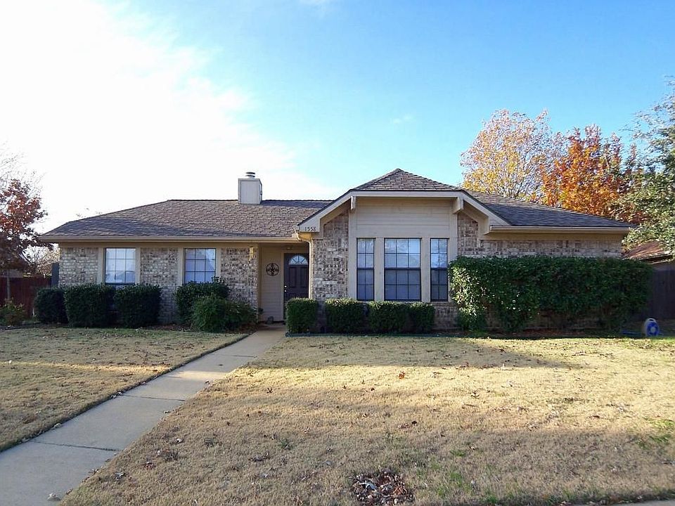 1st image of 1558 Waterford Dr