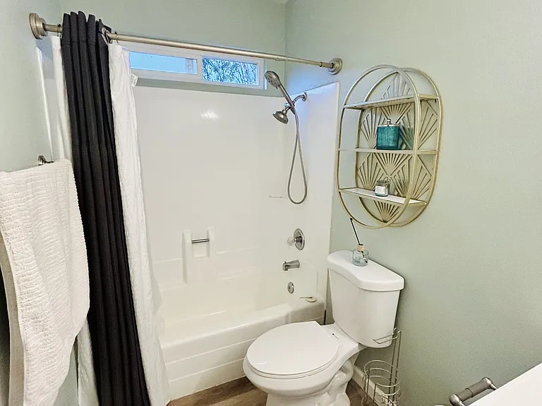 1169 N Escondido Blvd — Photo 13