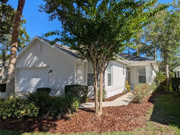 8 Crosstie Ct, Palm Coast, FL 32137