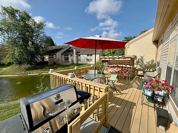 2nd image of 512 E Moss Creek Dr