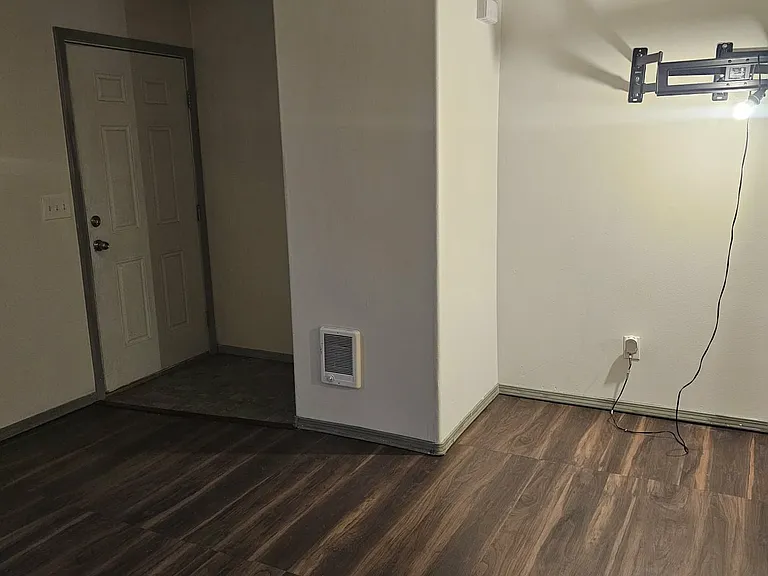 2514 E Hartson Ave #2514 — Photo 11