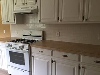 5th image of 1202 W Main St