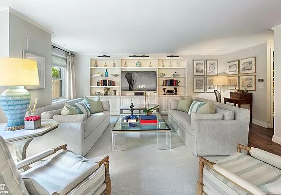 4th image of 420 E 72nd St #1/2H